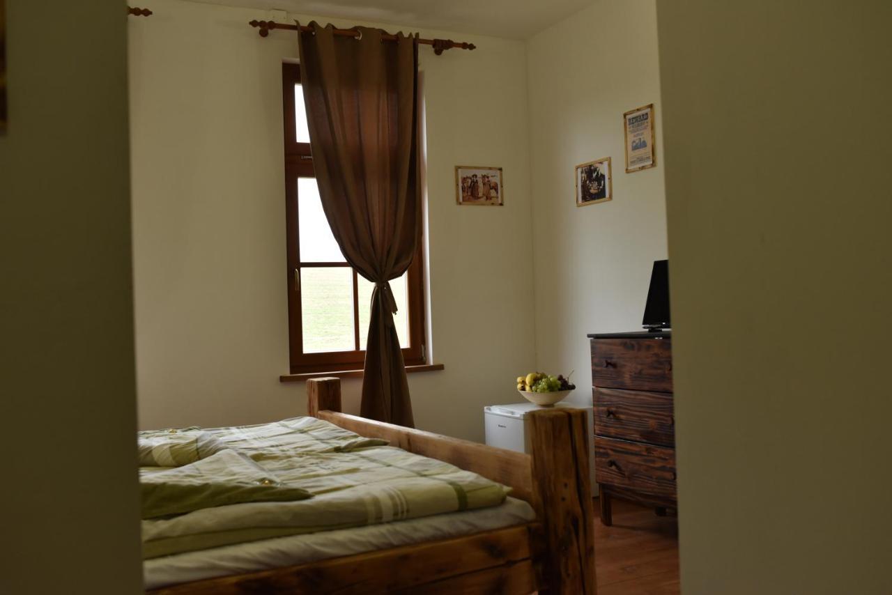 Tordas Western House B&B 외부 사진